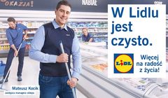 Pracownicy Lidla przekonują w reklamach, że w tych sklepach jest szybko, świeżo i czysto (wideo)