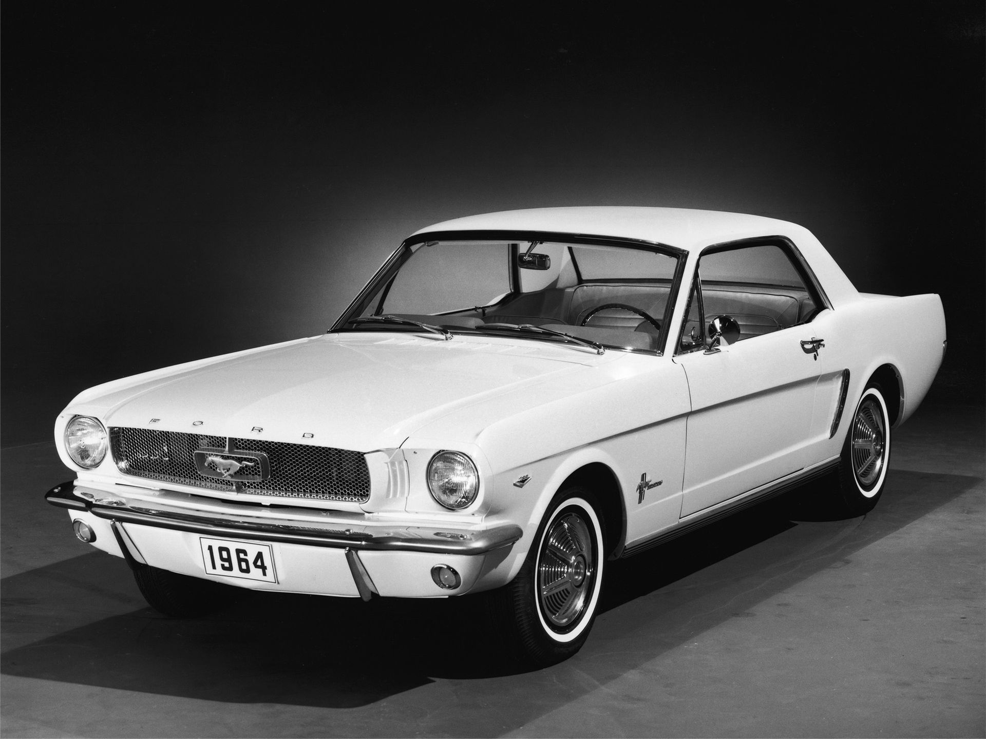 Ford Mustang I: ewolucja od malca po Bossa [galeria zdjęć] 3