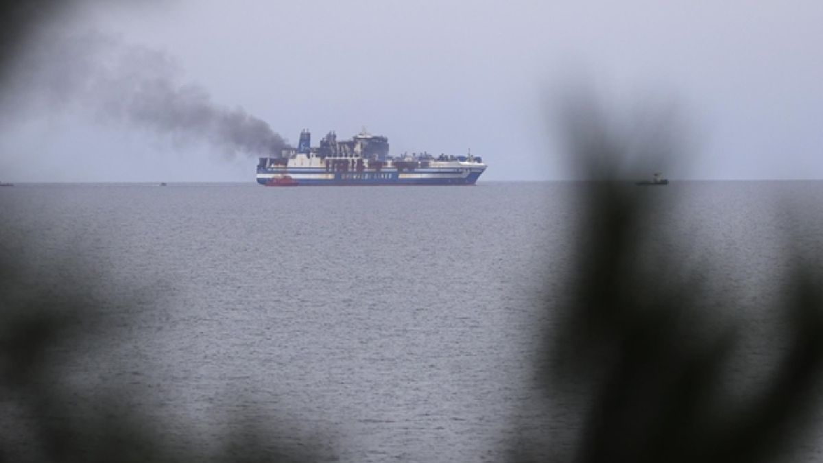 W turecki statek trafił pocisk.