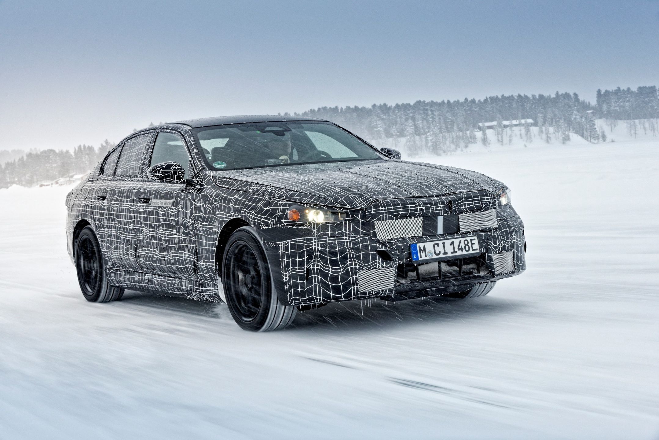 BMW i5 - zdjęcia z testów