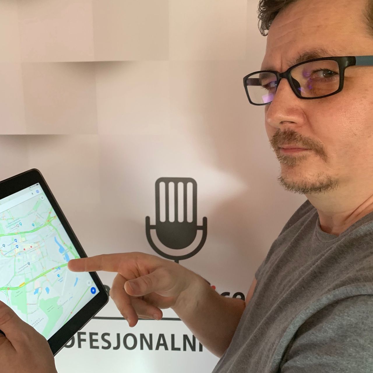 Głos lektora wraca do Google Maps. Jarosław Juszkiewicz: spędzimy jeszcze trochę czasu razem