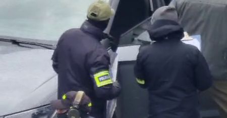 Mieszkańcy podnieśli alarm. Usłyszeli huk w Warszawie z samego rana