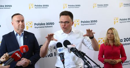 Hołownia i małżeństwa jednopłciowe. Burza po jego słowach