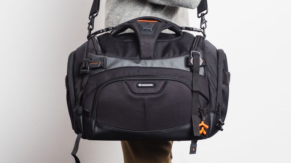 Vanguard Xcenior 36 – studio fotograficzne w jednej torbie 1