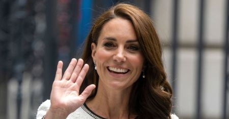 Kate Middleton ponownie zachwyca stylizacją na otwarciu wystawy Beatlesów w National Portrait Gallery (ZDJĘCIA)