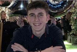 Nastolatek wybudzony ze śpiączki. Nie ma pojęcia o COVID-19, chociaż był zakażony