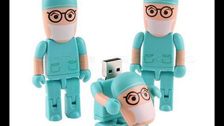 Tajniackie i śmieszne pamięci masowe USB 1