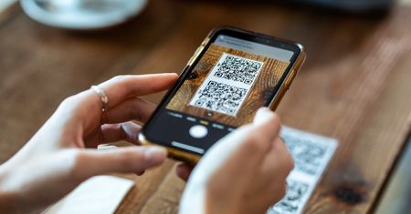 Kody QR mogą być niebezpieczne. Oszuści znaleźli sprytny sposób