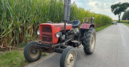 Ukradł ciągnik w Przasnyszu i uciekł w kukurydzę. 24-latek zatrzymany. Miał blisko 3 promile!