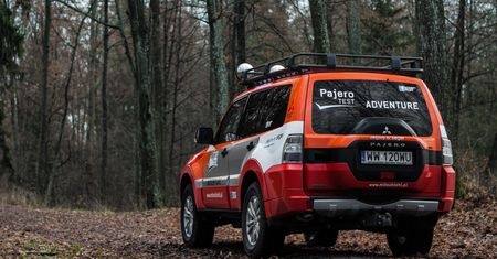 Mitsubishi Pajero 3.2 DI-D AT Family Adventure - zdjęcia
