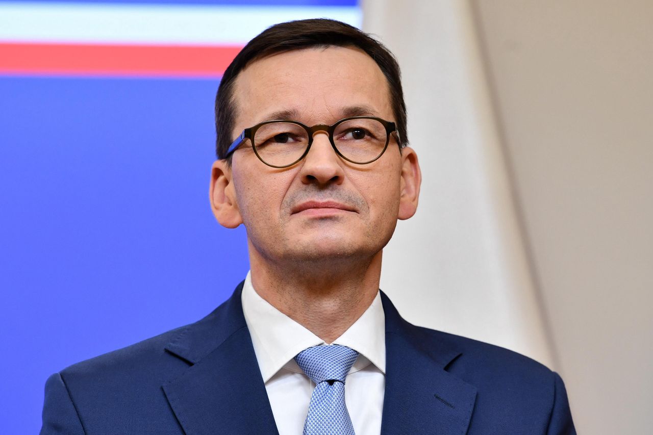 Premier Mateusz Morawiecki spotyka się z prezydentem i ministrem zdrowia ws. szczepionki