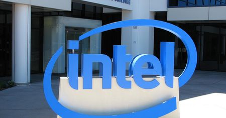 Intel daje zielone światło dla… plastikowych ultrabooków