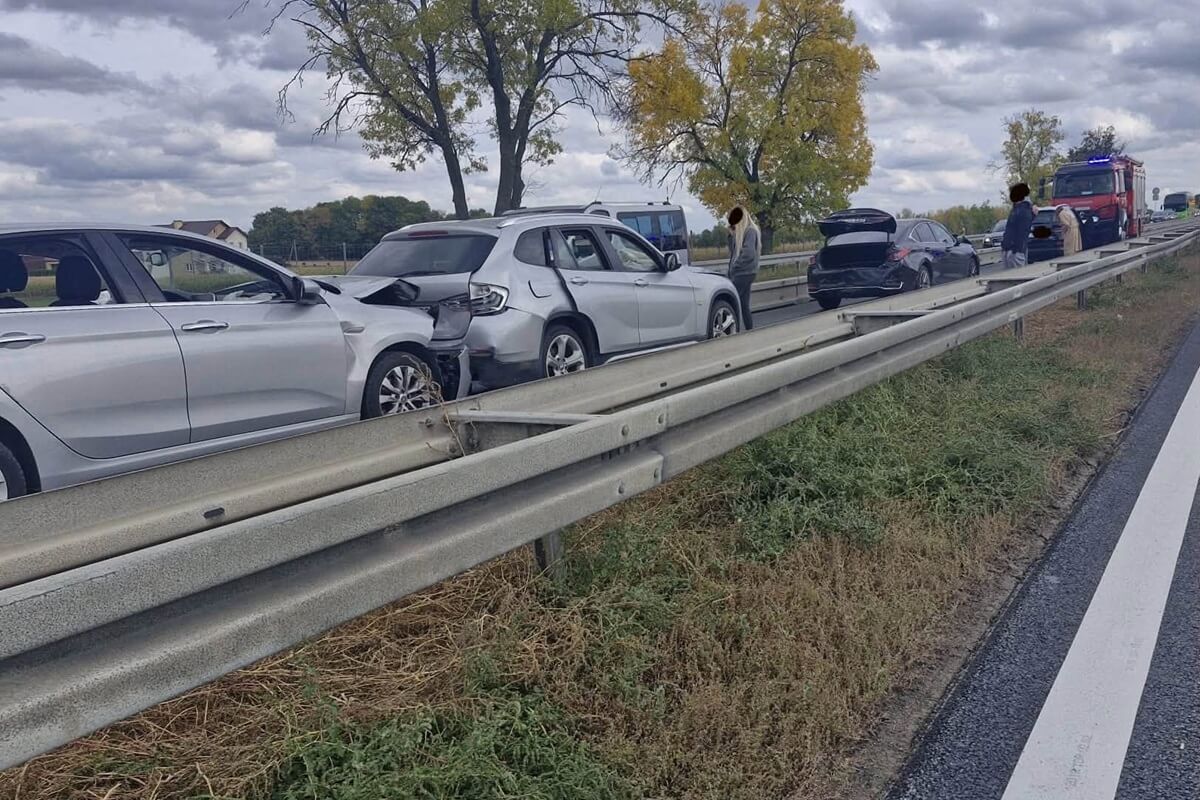 Zderzenie czterech aut na S12