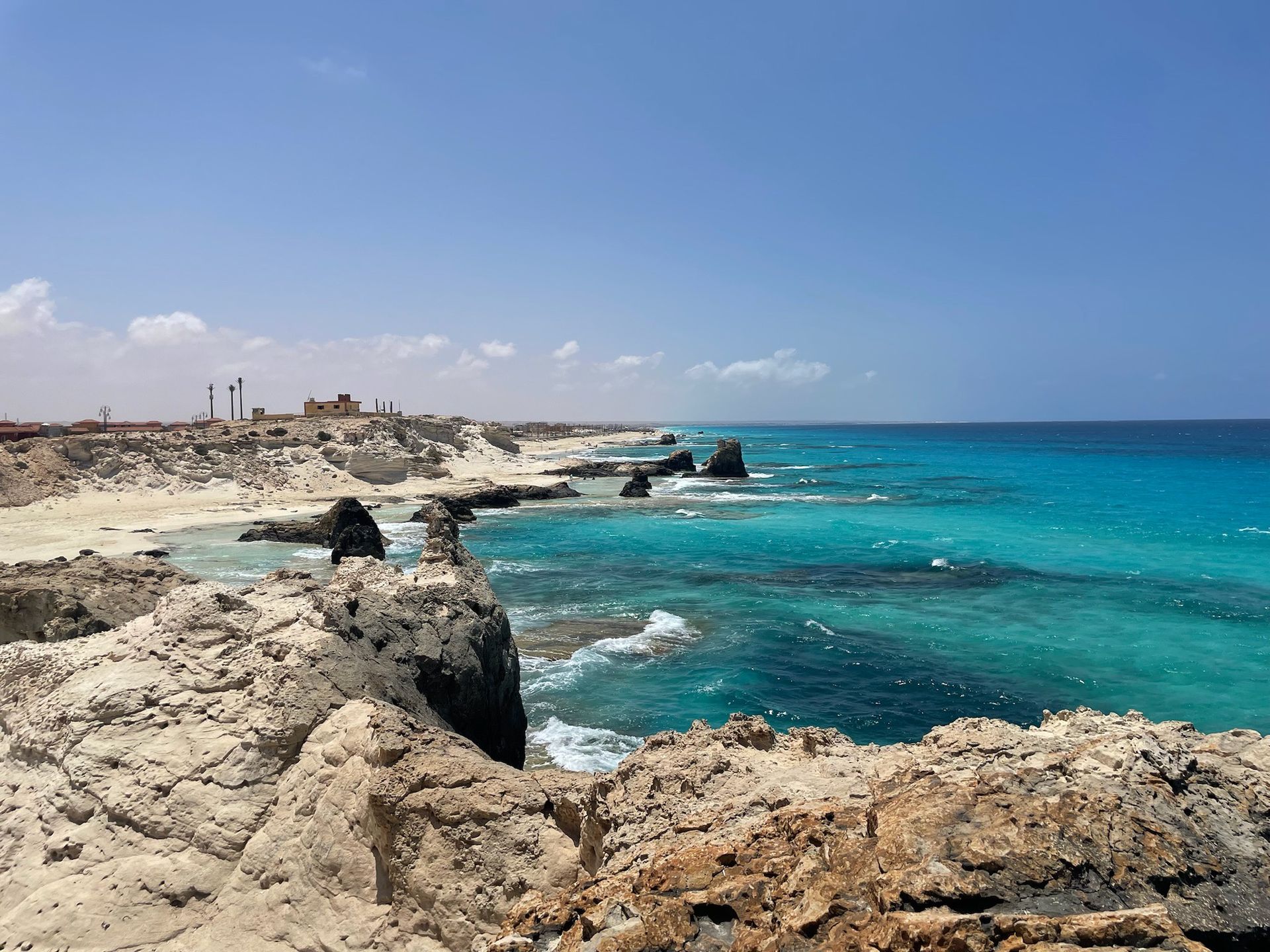 Marsa Matruh w północnym Egipcie to ciekawa alternatywa dla popu