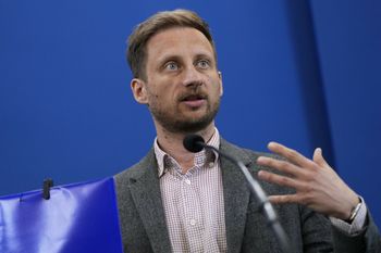 Uznawany był za "najbiedniejszego posła". Oto czego się dorobił się w Sejmie