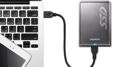 ADATA wchodzi na rynek przenośnych dysków SSD - na początek SV620