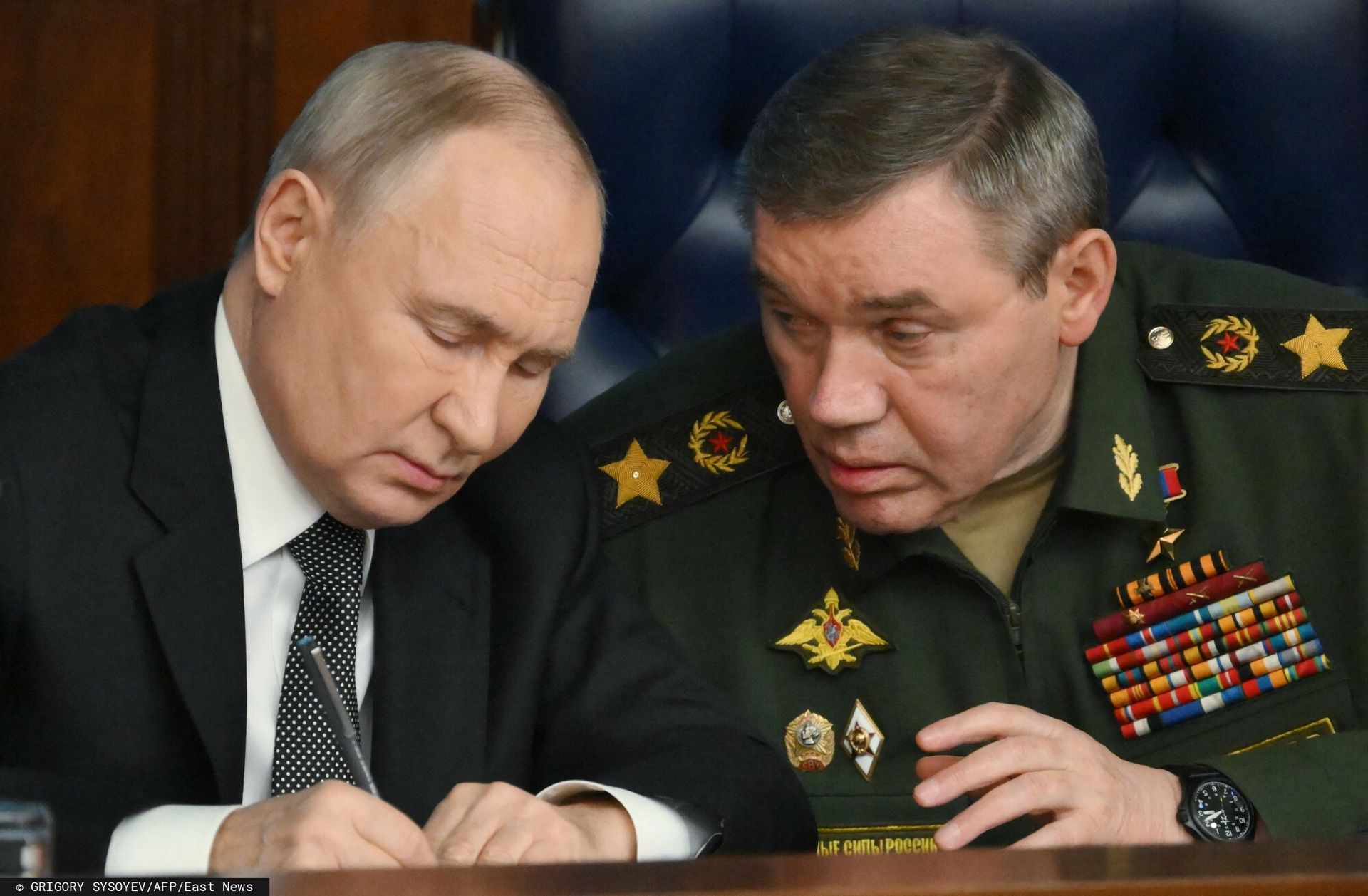 Putin wzmacnia Gierasimowa