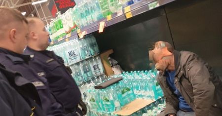 Kielczanin "konsumował na miejscu". Skandaliczne sceny w Kauflandzie
