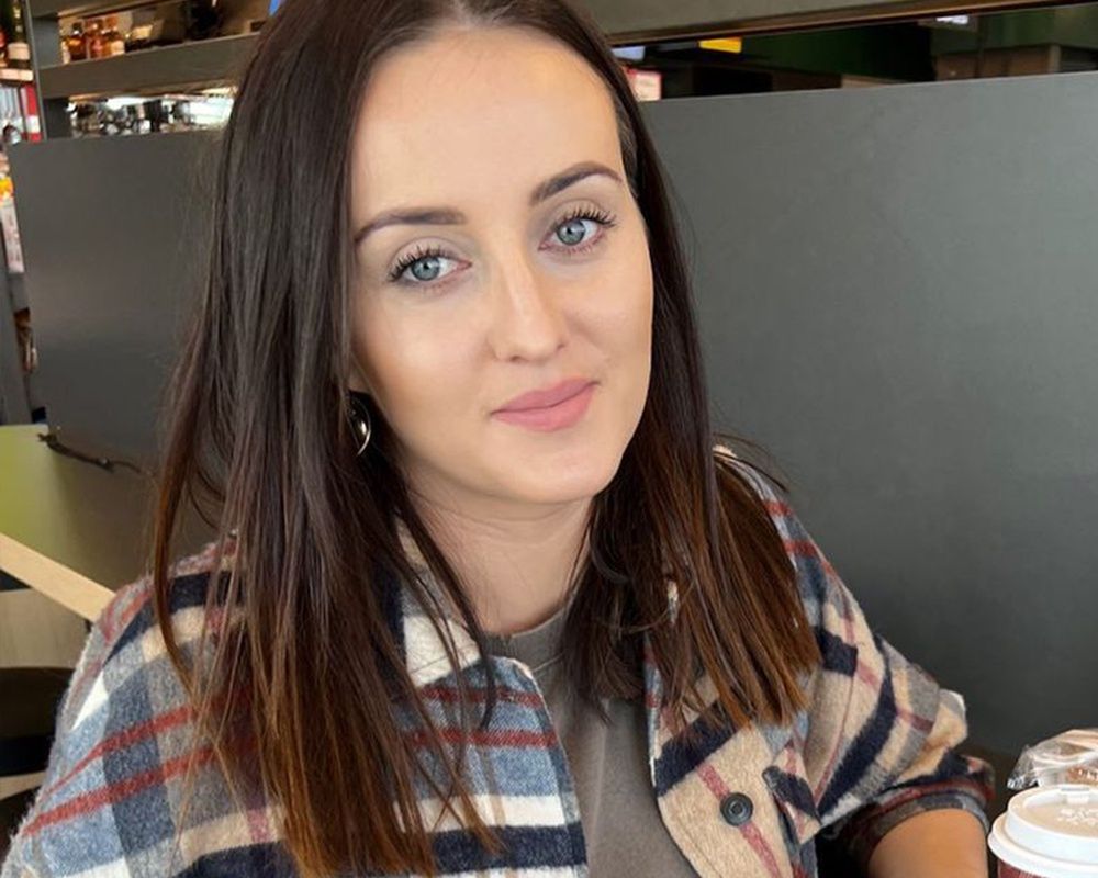 Anna Bardowska z "Rolnik szuka żony" niczym modowa influencerka? Założyła hitową bluzkę tego sezonu