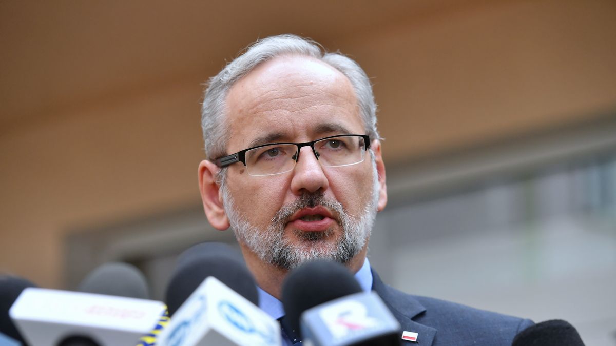 Adam Niedzielski mógł dostać nawet 5 tys. zł podwyżki 