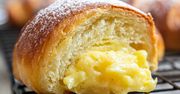 W żadnej cukierni nie ma lepszych bułeczek z budyniem. Do popołudniowej kawy pasują idealnie