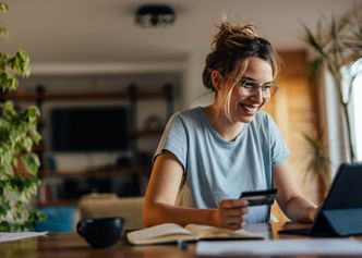 Wybierz najlepsze konto dla swojej firmy. 0 zł za prowadzenie, przelewy i wypłaty