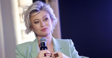 Znów zachwyciła. W takiej sukience trudno o modową wpadkę