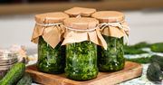 Przecier ogórkowy do słoików na zimę. Wystarczą cztery proste składniki