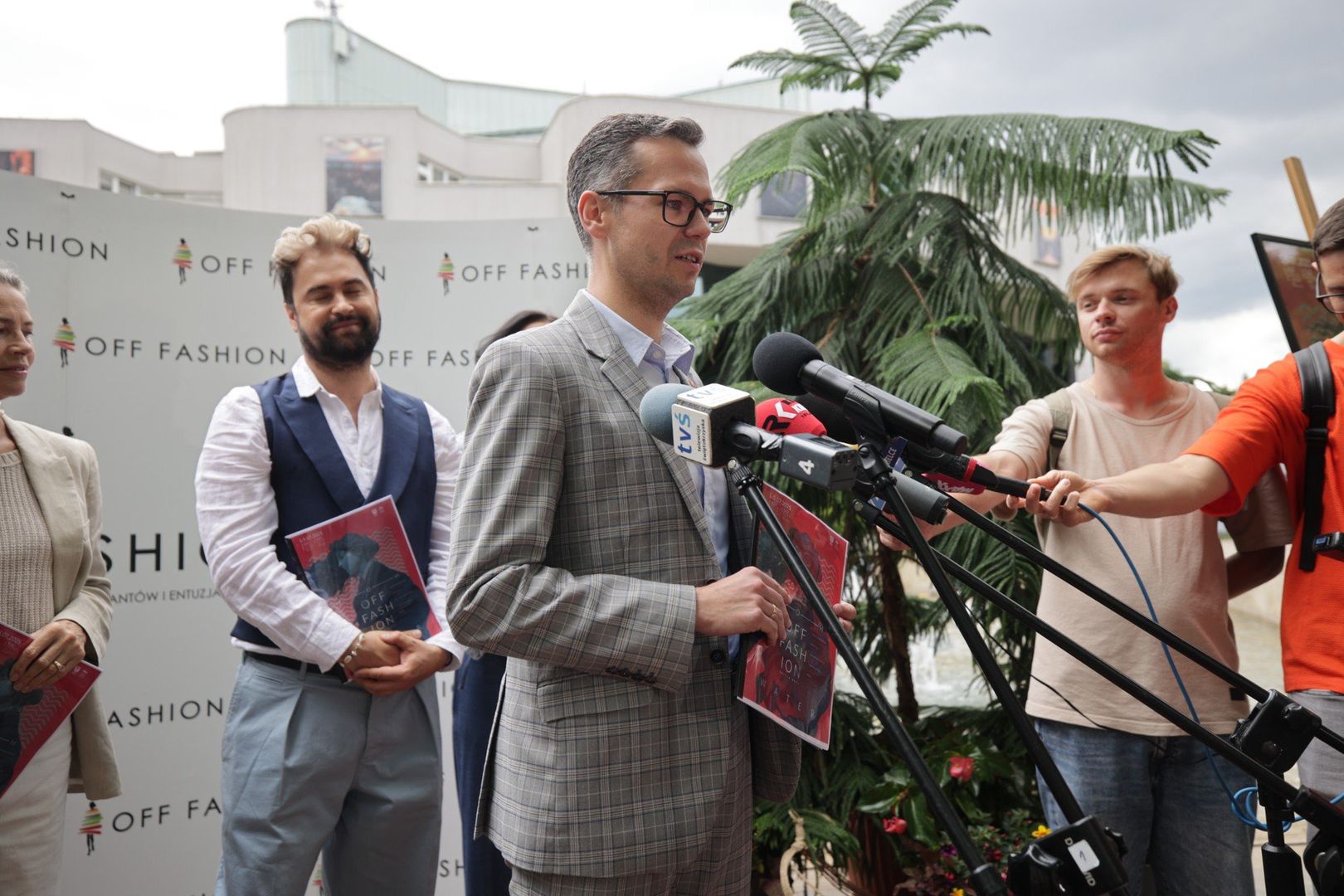 O tym, że Marka OFF Fashion to silny punkt na mapie kulturalnej Kielc mówił  podczas konferencji prasowej także wiceprezydent Kielc, Tomasz Porębski: 