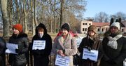 Protest rodziców w Kozicach Dolnych. Nie chcą zamknięcia szkoły