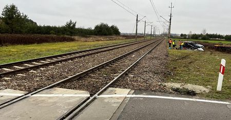 Tragedia na torach. Na miejscu zginęła 17-latka