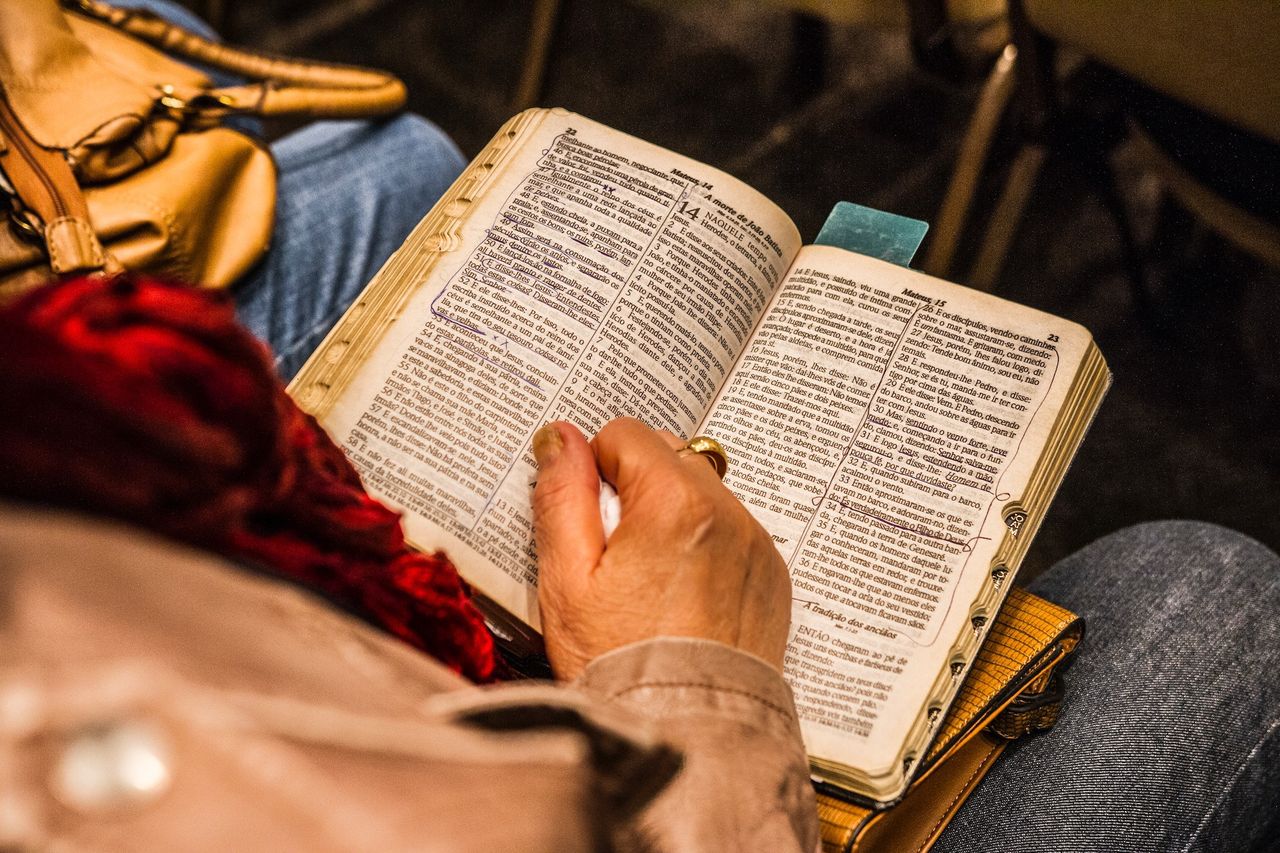 Ukryty rozdział Biblii odkryty po 1500 latach. Wszystko dzięki fotografii UV