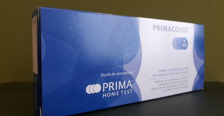 Biedronka na wojnie z Lidlem. Obniża ceny koronawirusowych testów
