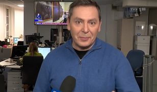 Rozpaczliwy krok TVP. Adamczyk pojawił się w "Wiadomościach"