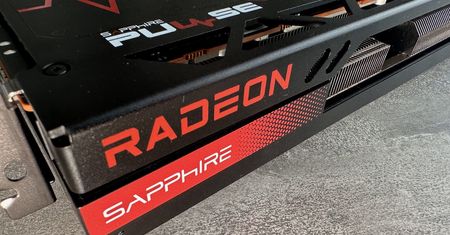 AMD wykorzystuje problemy Nvidii. Jak wypada Radeon RX 7700 XT?