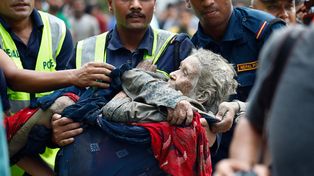 Katastrofa w Nepalu. Chińska policja ukarała 10 osób. "Sianie paniki"