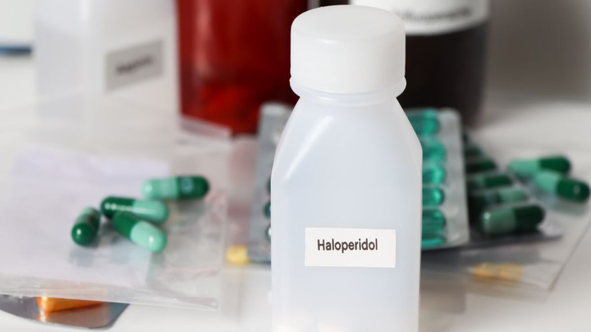 Haloperidol to lek grupy preparatów przeciwpsychotycznych o silnym działaniu przeciwpsychotycznym i uspokajającym.