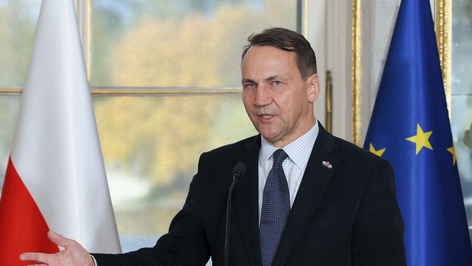 Sikorski chwali Trumpa. "Treść i styl negocjacyjny odniosły sukces"