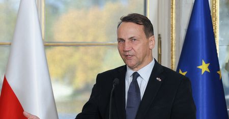 Sikorski chwali Trumpa. "Treść i styl negocjacyjny odniosły sukces"