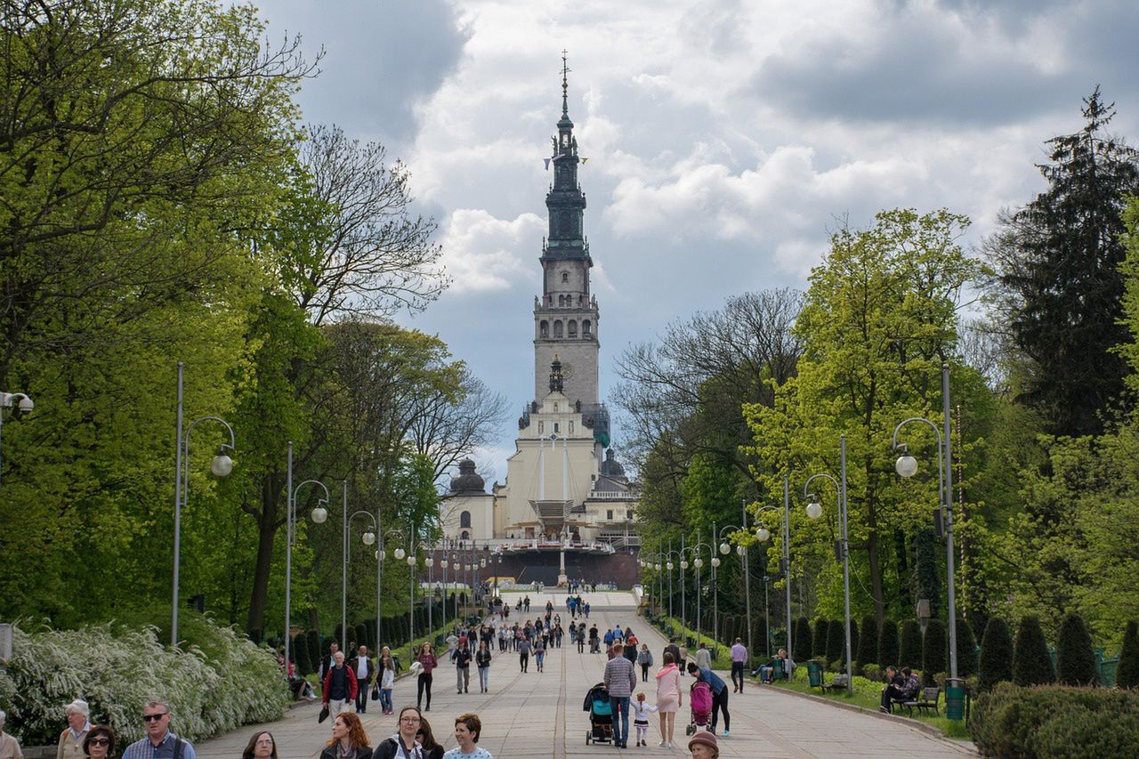 Częstochowa: Ponad tysiąc stypendystów Fundacji Dzieło Nowego Tysiąclecia