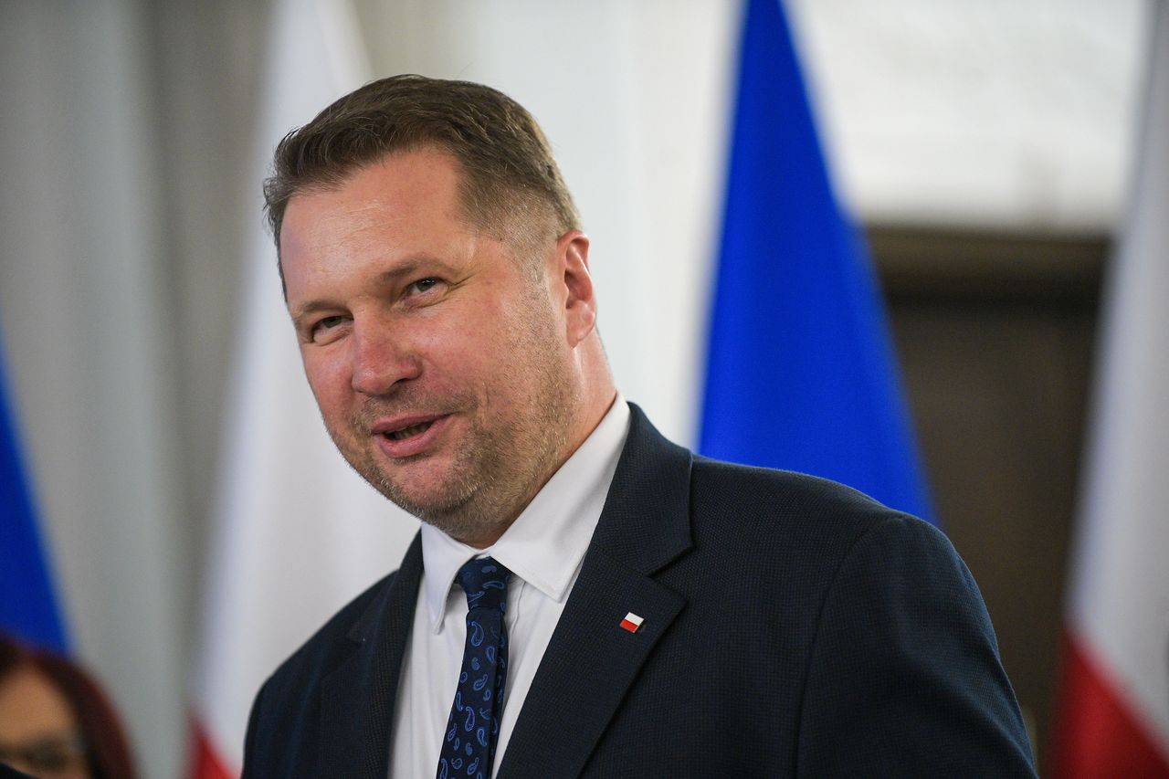 "Jest grubiański". Poseł tłumaczy zachowanie Czarnka