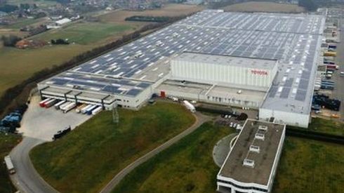 Toyota Center Europe uruchomiła własny park solarny 1