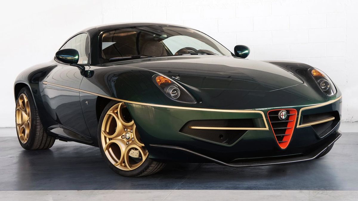 Alfa Romeo Touring Superleggera Disco Volante