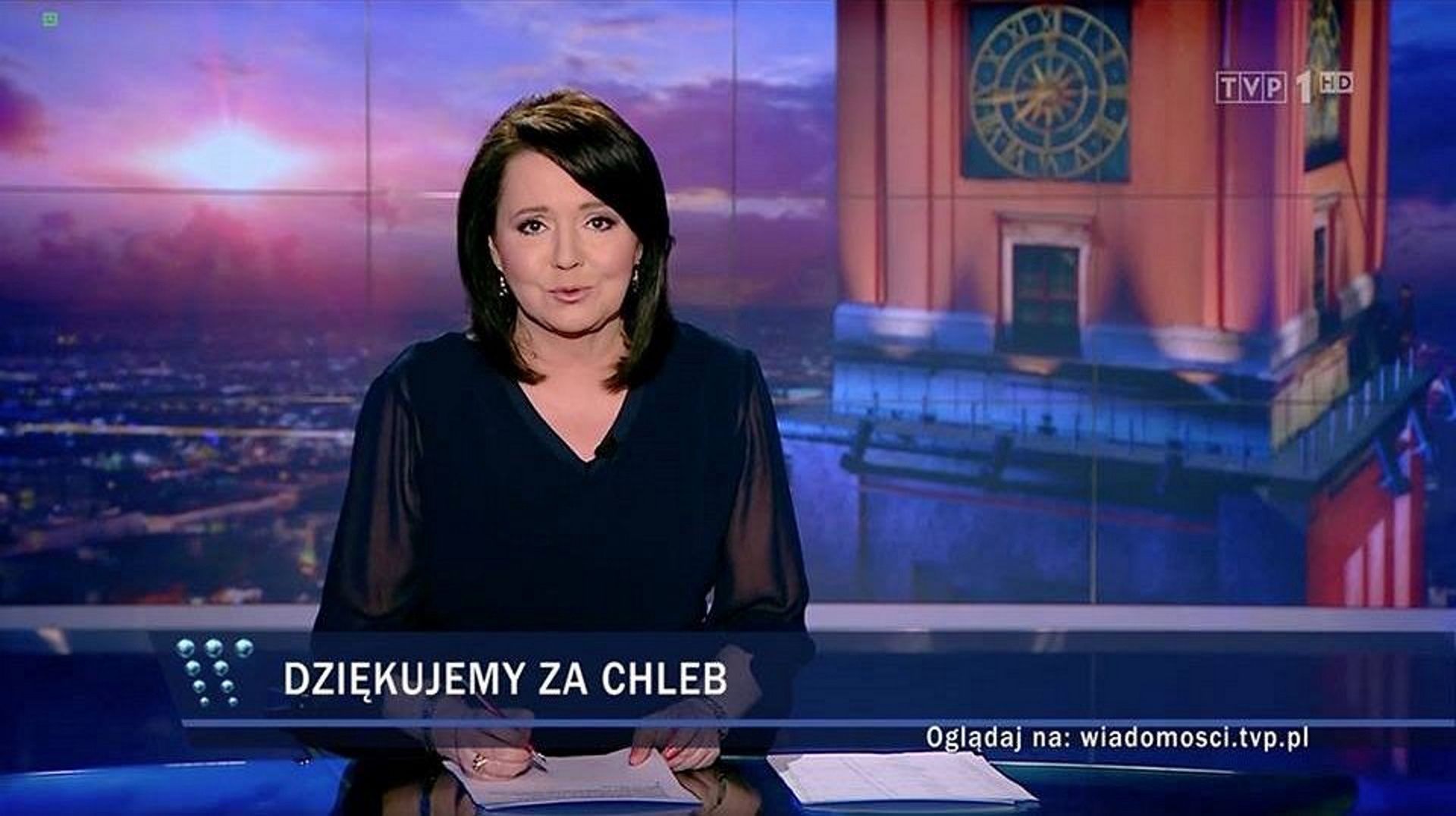 Znów "Wiadomości" przebiły "Fakty". Rekordowy spadek TVN