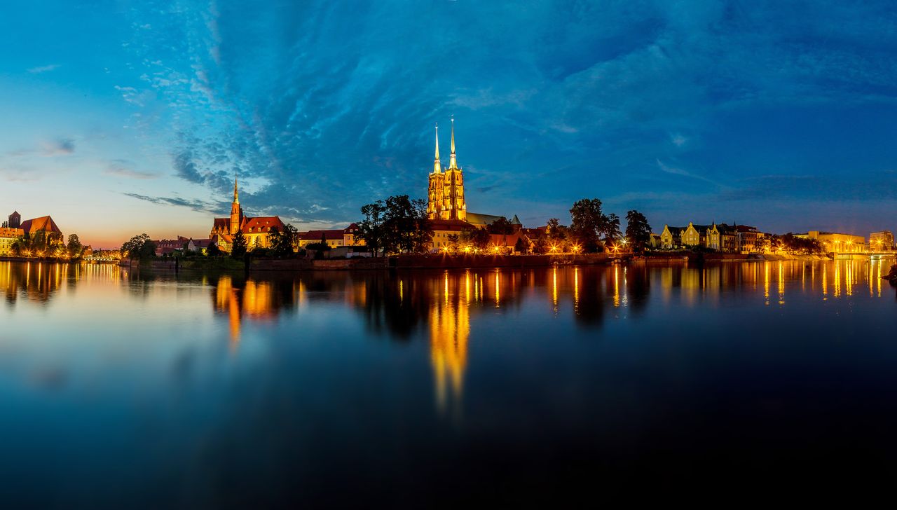 Wrocław o zmierzchu z depositphotos