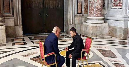 Co Trump mówił do Zełenskiego w Watykanie? Ekspertka odczytała z ruchu warg