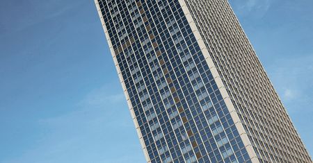 To byłby prawdziwy "drapacz chmur". Projektują wieżowiec zawieszony w kosmosie