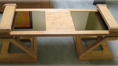 Baaardzo oryginalny stół 1