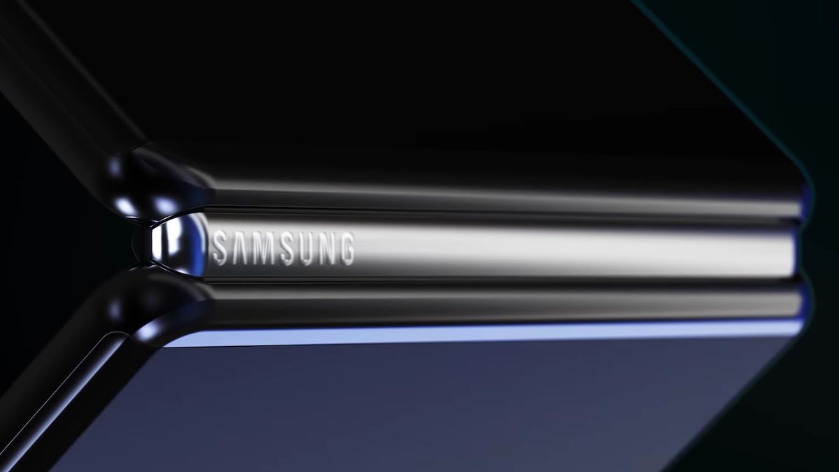 Składany samsung z klapką ma być wydajniejszy niż Motorola RAZR 1