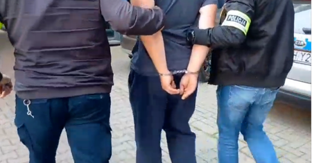 Płoccy policjanci odzyskali skradzione BMW. Sprawca zatrzymany w Łodzi po pościgu